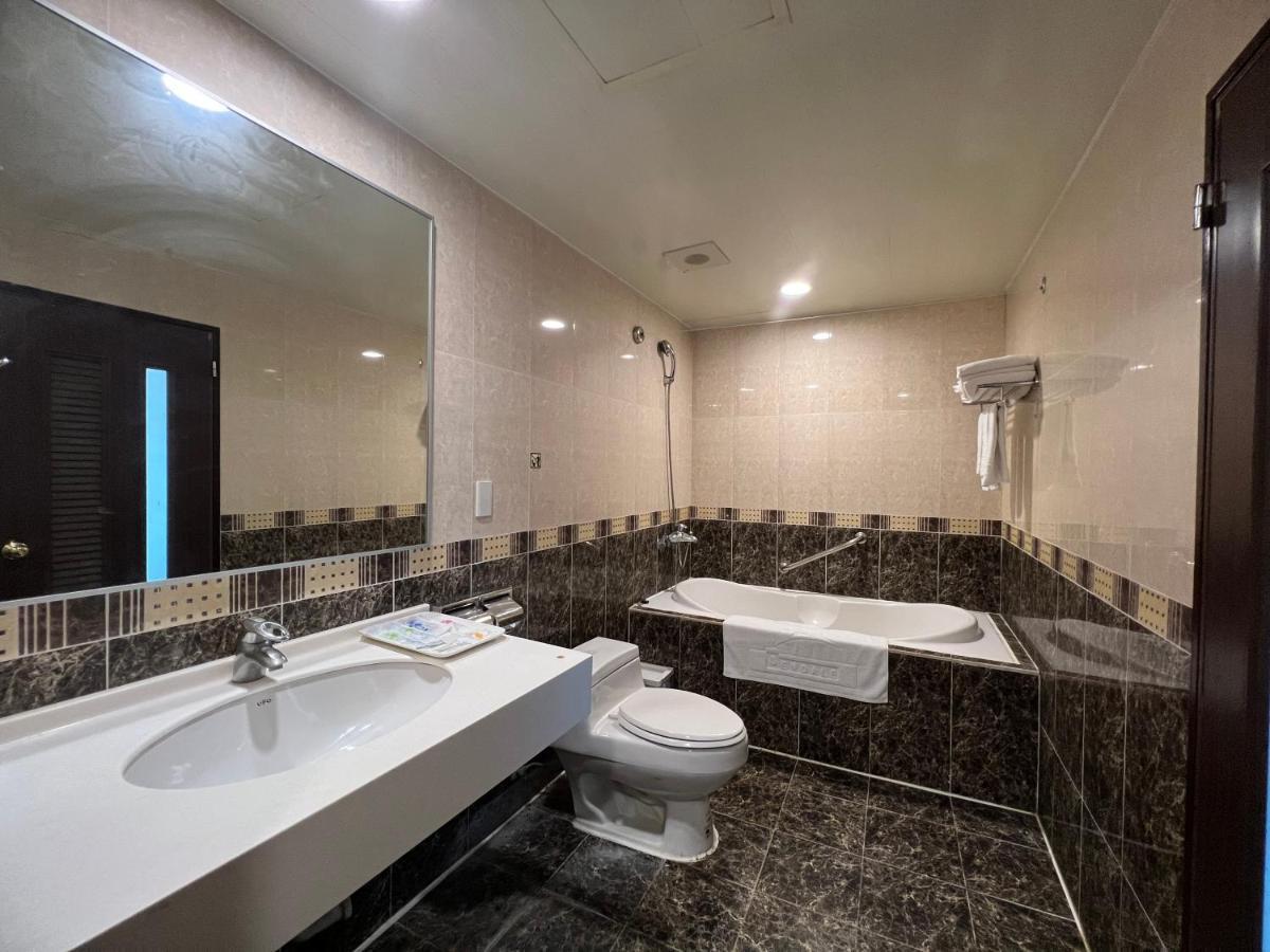 Sendale Tainan Science Park Hotel Xinshi Eksteriør billede